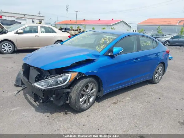 KMHD84LF1JU602302 2018 HYUNDAI ELANTRA - Image 2