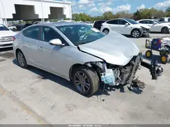 KMHD84LF1JU609475 2018 HYUNDAI ELANTRA