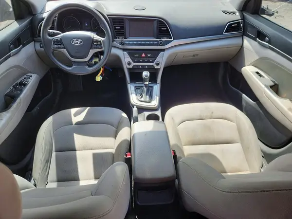 KMHD84LF1JU610657 2018 HYUNDAI ELANTRA - Image 8