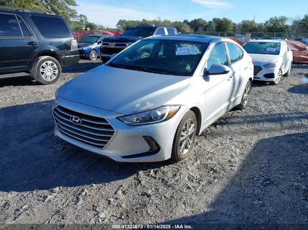 KMHD84LF1JU619665 2018 HYUNDAI ELANTRA - Image 2