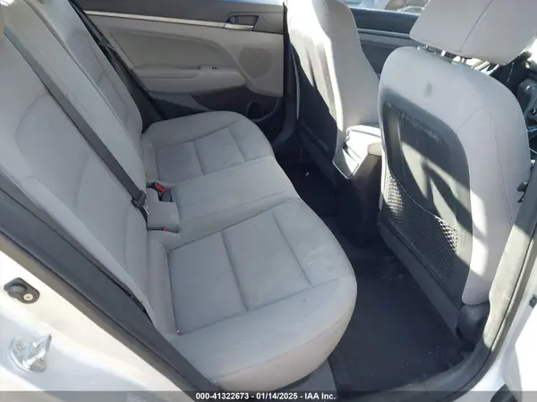 KMHD84LF1JU619665 2018 HYUNDAI ELANTRA - Image 8