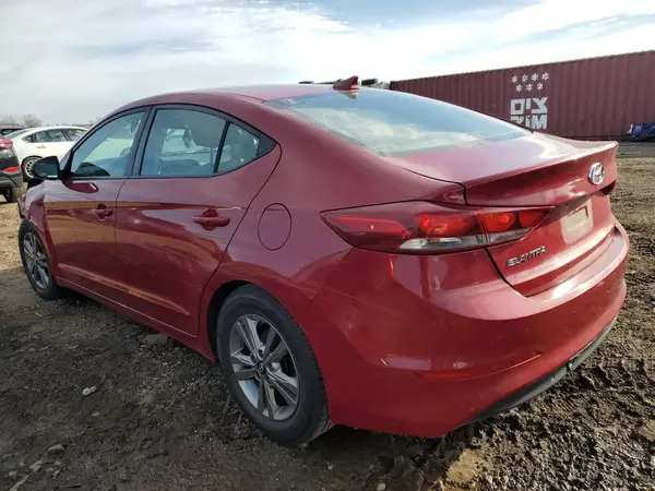 KMHD84LF1JU623800 2018 HYUNDAI ELANTRA - Image 2