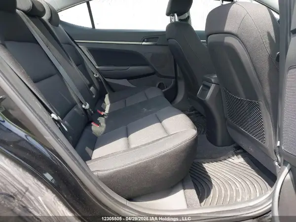 KMHD84LF1JU624963 2018 HYUNDAI ELANTRA - Image 8