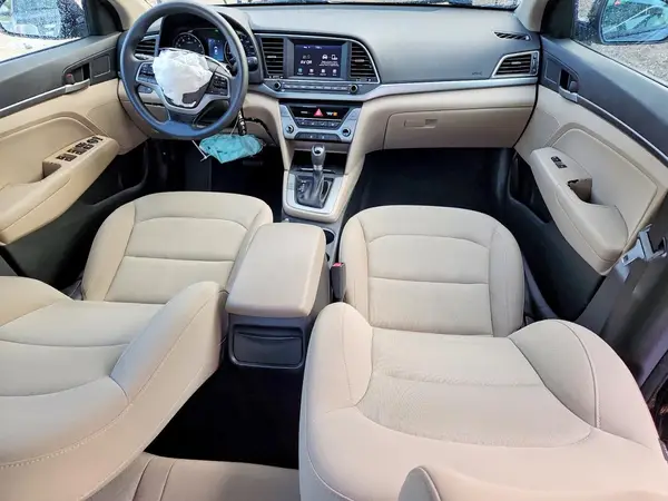 KMHD84LF1JU628043 2018 HYUNDAI ELANTRA - Image 8