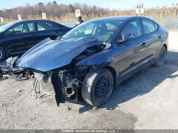KMHD84LF1JU641343 2018 HYUNDAI ELANTRA - Image 2