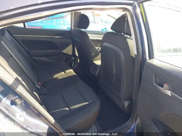 KMHD84LF1JU641343 2018 HYUNDAI ELANTRA - Image 8