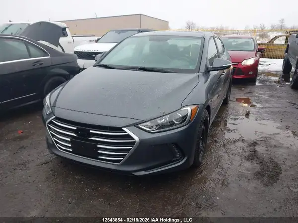 KMHD84LF1JU661320 2018 HYUNDAI ELANTRA - Image 2