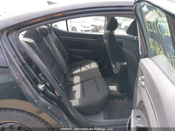 KMHD84LF1JU668770 2018 HYUNDAI ELANTRA - Image 8