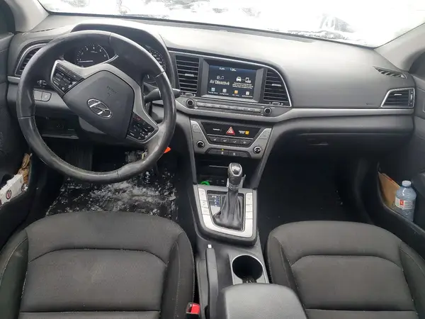 KMHD84LF1JU668977 2018 HYUNDAI ELANTRA - Image 8