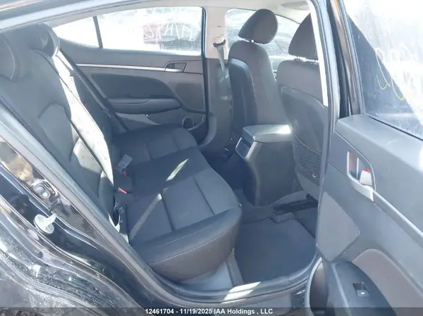 KMHD84LF1JU672852 2018 HYUNDAI ELANTRA - Image 8