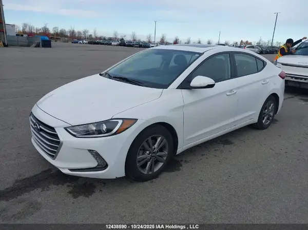 KMHD84LF1JU674861 2018 HYUNDAI ELANTRA - Image 2
