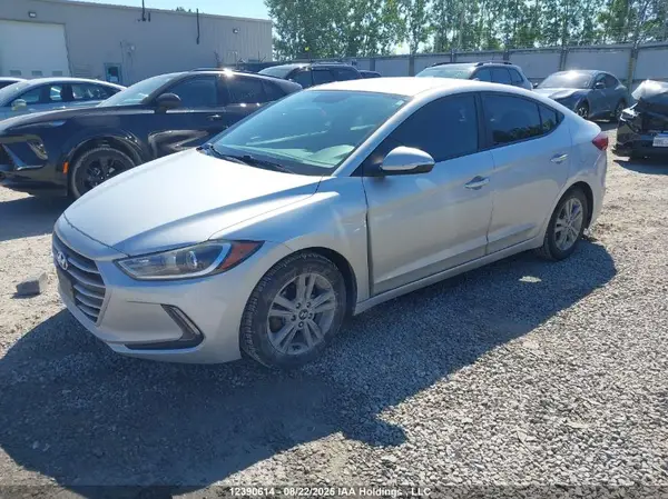 KMHD84LF1JU674973 2018 HYUNDAI ELANTRA - Image 2