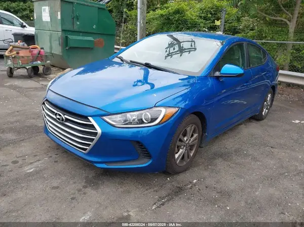 KMHD84LF1JU677906 2018 HYUNDAI ELANTRA - Image 2