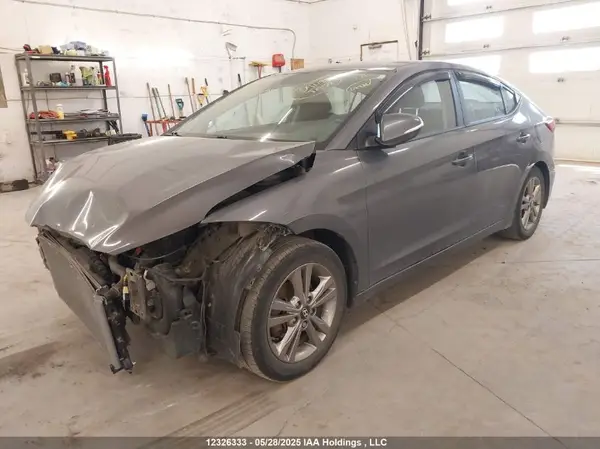 KMHD84LF1JU679509 2018 HYUNDAI ELANTRA - Image 2