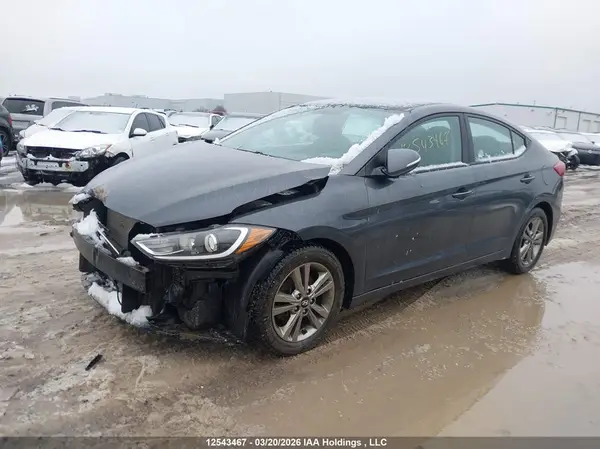 KMHD84LF1JU715327 2018 HYUNDAI ELANTRA - Image 2