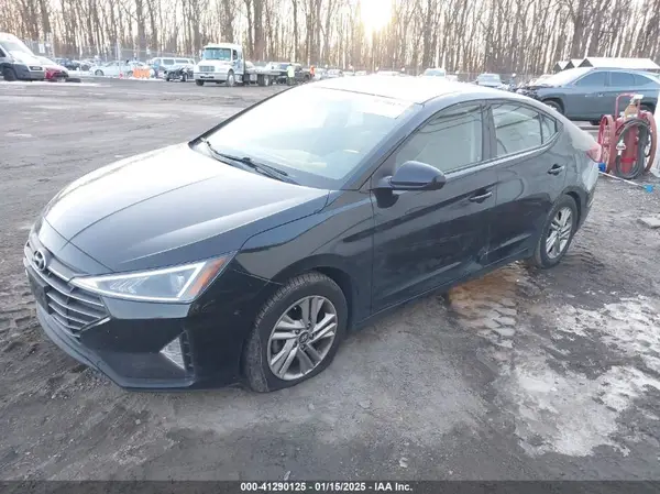 KMHD84LF1KU731142 2019 HYUNDAI ELANTRA - Image 2