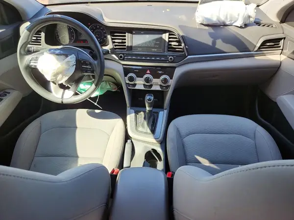 KMHD84LF1KU736647 2019 HYUNDAI ELANTRA - Image 8