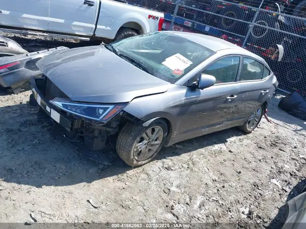 KMHD84LF1KU738303 2019 HYUNDAI ELANTRA - Image 2