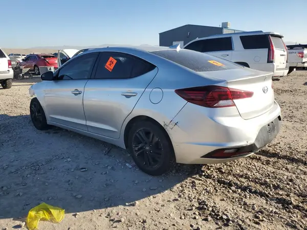 KMHD84LF1KU741931 2019 HYUNDAI ELANTRA - Image 2