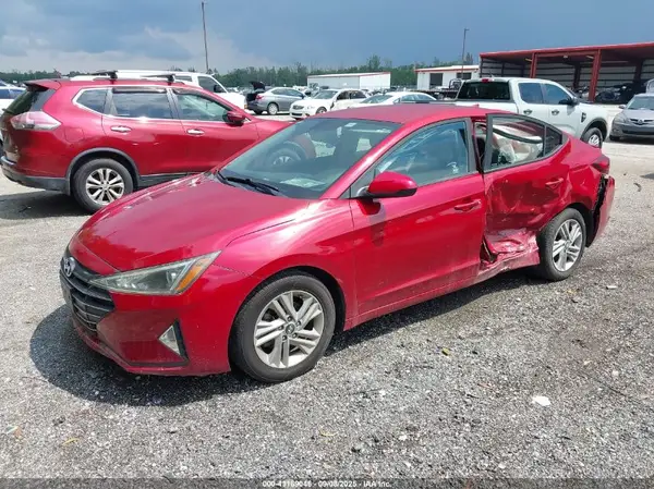 KMHD84LF1KU743243 2019 HYUNDAI ELANTRA - Image 2