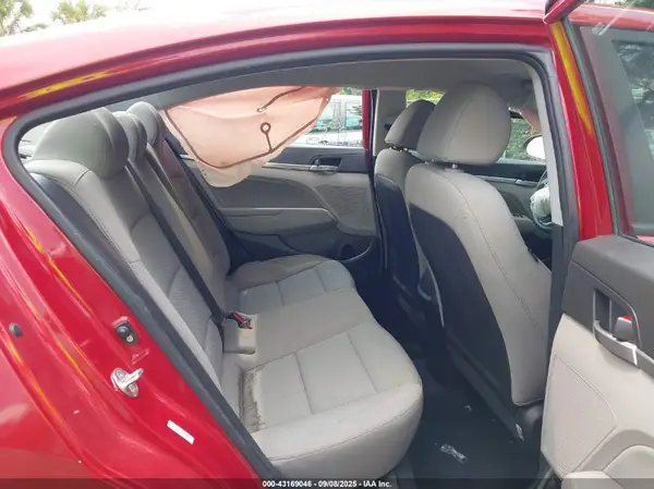 KMHD84LF1KU743243 2019 HYUNDAI ELANTRA - Image 8