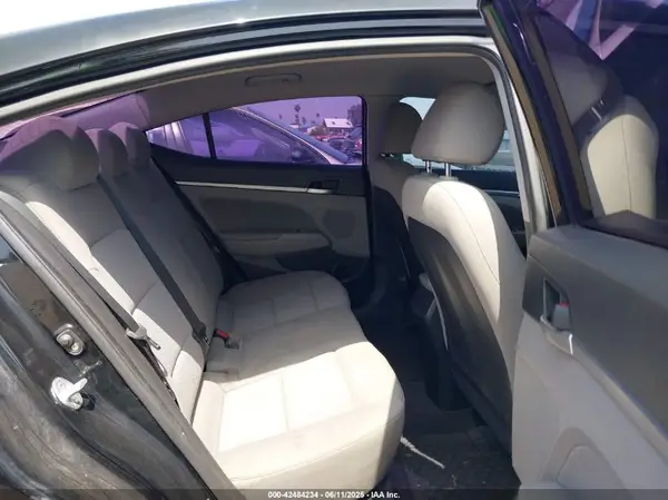 KMHD84LF1KU746028 2019 HYUNDAI ELANTRA - Image 8