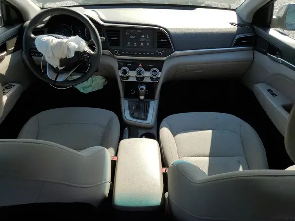 KMHD84LF1KU748569 2019 HYUNDAI ELANTRA - Image 8