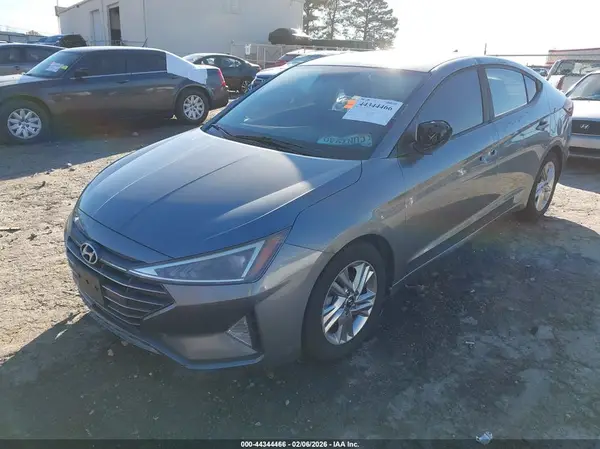 KMHD84LF1KU754615 2019 HYUNDAI ELANTRA - Image 2