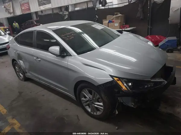 KMHD84LF1KU756011 2019 HYUNDAI ELANTRA - Image 1