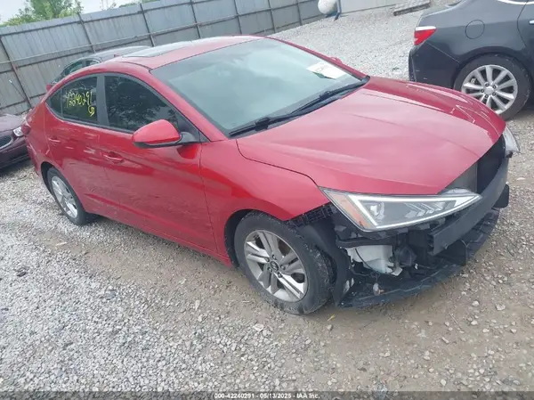 KMHD84LF1KU763668 2019 HYUNDAI ELANTRA - Image 1
