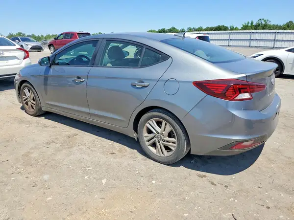 KMHD84LF1KU767445 2019 HYUNDAI ELANTRA - Image 2