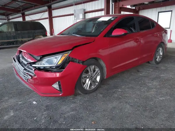 KMHD84LF1KU768031 2019 HYUNDAI ELANTRA - Image 2
