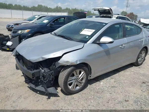 KMHD84LF1KU769096 2019 HYUNDAI ELANTRA - Image 2