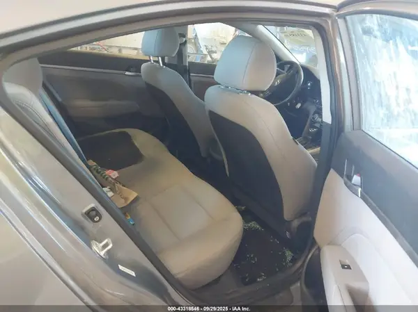 KMHD84LF1KU770183 2019 HYUNDAI ELANTRA - Image 8