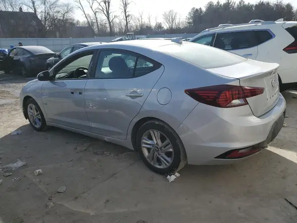 KMHD84LF1KU781538 2019 HYUNDAI ELANTRA - Image 2
