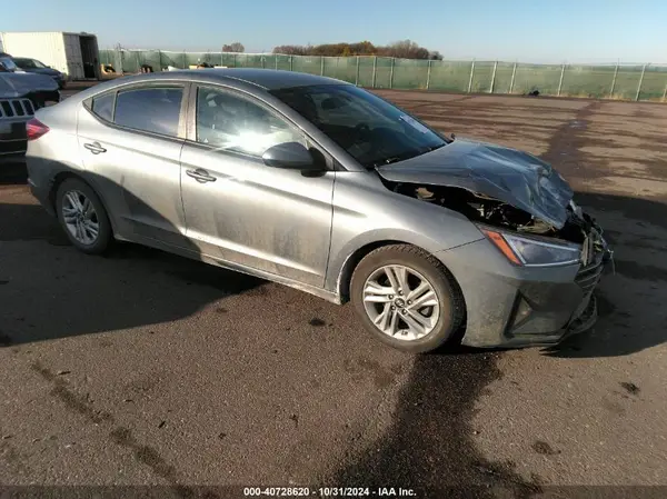 KMHD84LF1KU781751 2019 HYUNDAI ELANTRA - Image 1