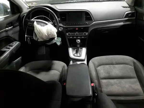 KMHD84LF1KU784018 2019 HYUNDAI ELANTRA - Image 8