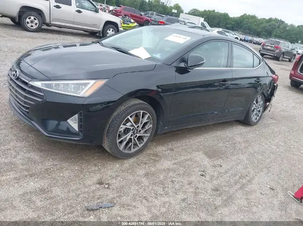 KMHD84LF1KU785816 2019 HYUNDAI ELANTRA - Image 2
