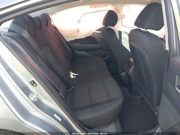 KMHD84LF1KU786190 2019 HYUNDAI ELANTRA - Image 8