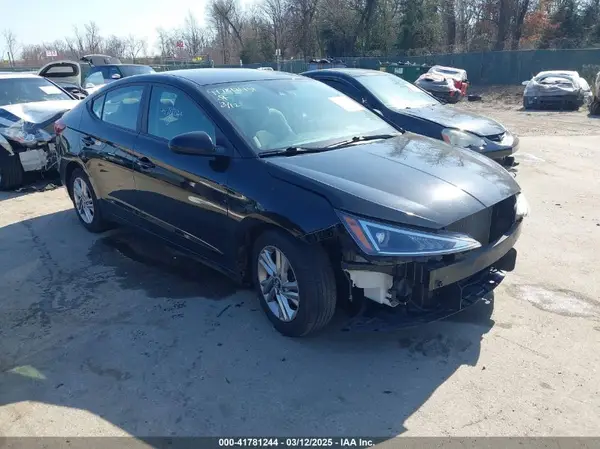 KMHD84LF1KU805675 2019 HYUNDAI ELANTRA - Image 1