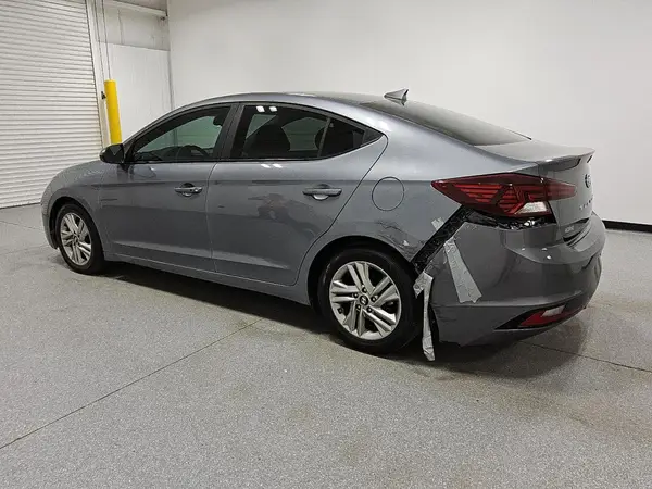 KMHD84LF1KU814733 2019 HYUNDAI ELANTRA - Image 2