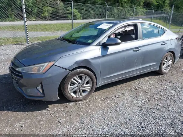 KMHD84LF1KU818927 2019 HYUNDAI ELANTRA - Image 2