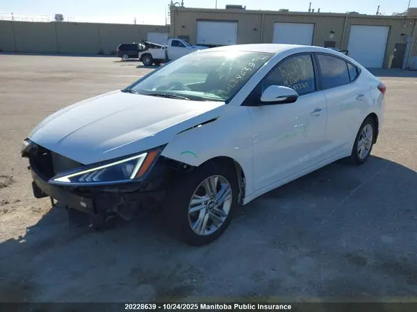 KMHD84LF1KU823769 2019 HYUNDAI ELANTRA - Image 2