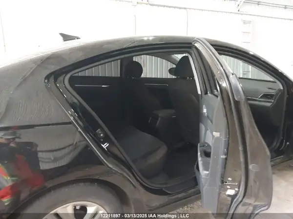 KMHD84LF1KU833752 2019 HYUNDAI ELANTRA - Image 8