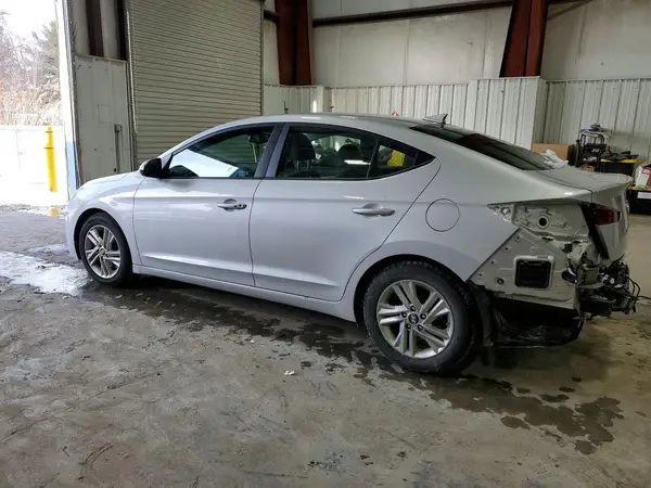 KMHD84LF1KU834481 2019 HYUNDAI ELANTRA - Image 2