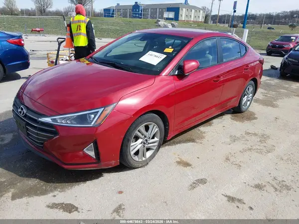 KMHD84LF1KU849322 2019 HYUNDAI ELANTRA - Image 2