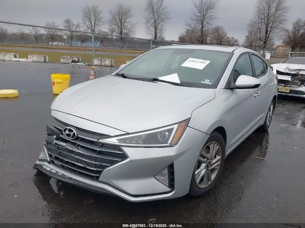 KMHD84LF1KU849692 2019 HYUNDAI ELANTRA - Image 2