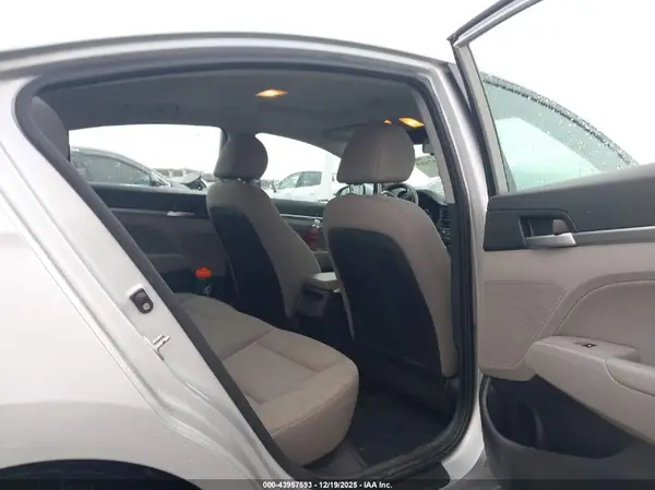 KMHD84LF1KU849692 2019 HYUNDAI ELANTRA - Image 8