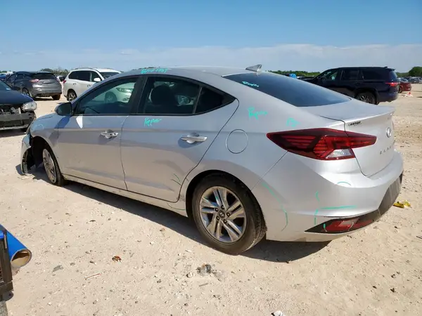 KMHD84LF1KU851507 2019 HYUNDAI ELANTRA - Image 2