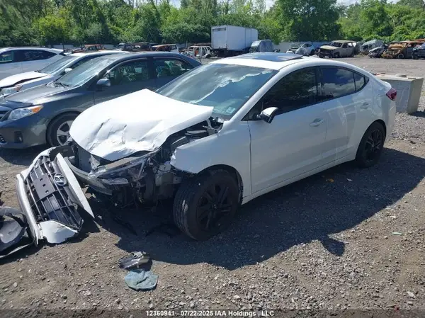 KMHD84LF1KU862670 2019 HYUNDAI ELANTRA - Image 2